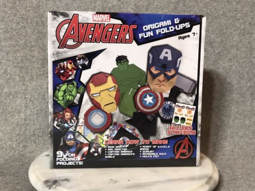 MARVEL AVENGERS origami & fun fold-ups-9 FUN Projects Includes Stickers Ages 7+