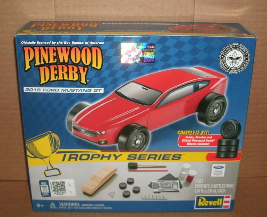 BSA Pinewood Derby Car 2015 Ford Mustang GT Pinecar Derby Racer Revell RMXY9419