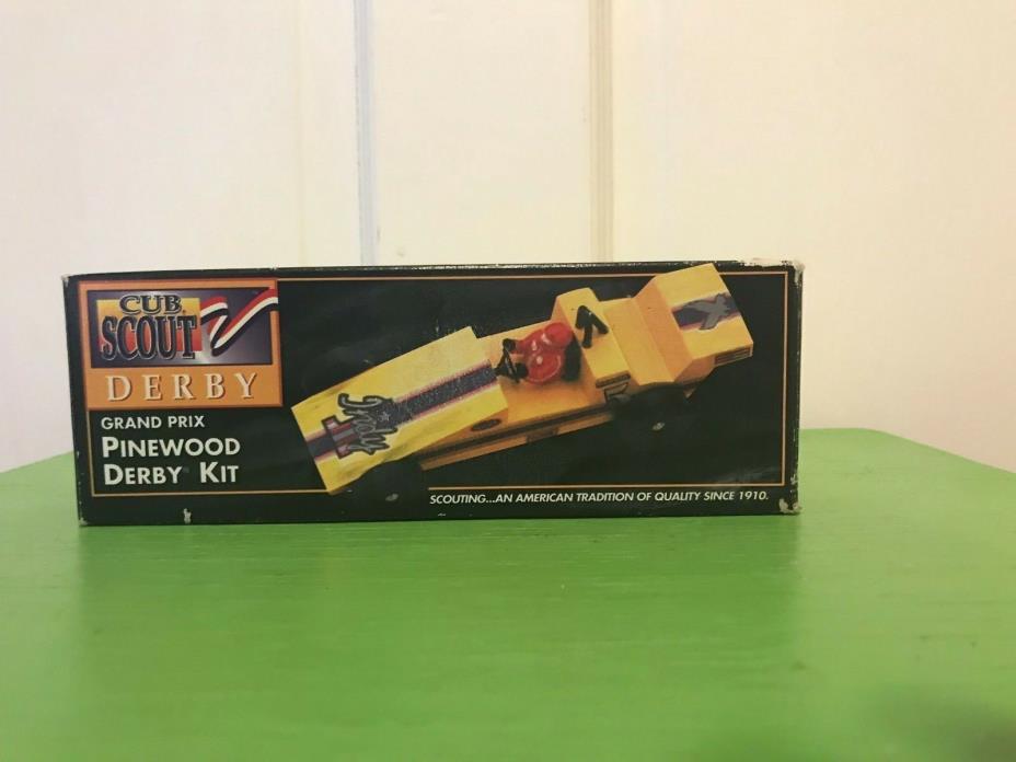 1996 Boy Scouts Cub Scout Pinewood Derby Car Kit Complete unused in box