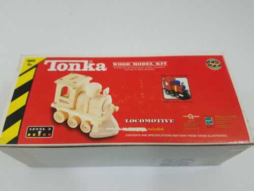 2004 Hasbro TONKA Train Engine Wood Model Kit NEW EZ Build 50+ Pieces 162883 Kit