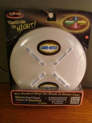 Flite By Nite Lumi-niter Frisbee Disc With Glow Sticks BRAND NEW!