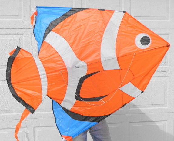 Large Clownfish Kite - wide 45 inch wingspan (NEW)