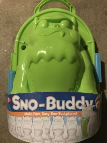 Ideal Sno-Buddy Monster 12in Tall Snow Or Sand Sculpture Mold - Green