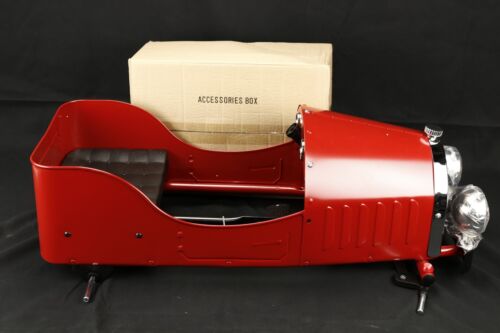 Baghera Classic Pedal Car, Red
