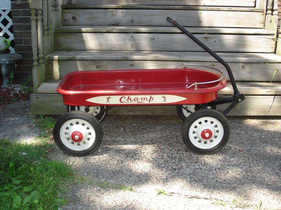 VINTAGE GARTON CHAMP Metal Pull Toy Wagon Spoke Rim Hard Rubber Tires