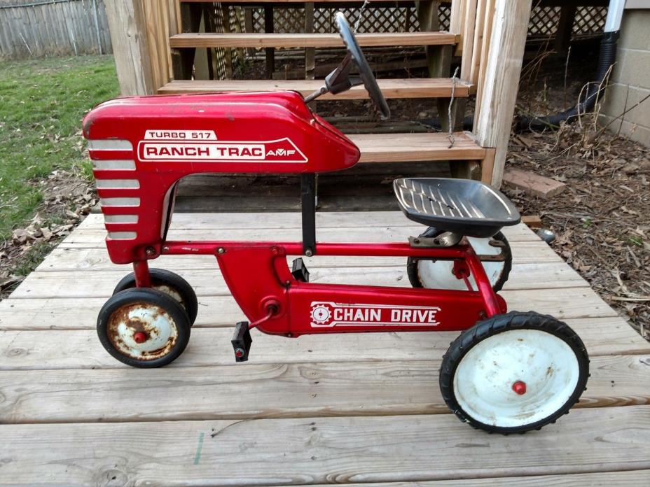 VINTAGE 1952 AMF TURBO 517 RED PEDAL TRACTOR TOY CHAIN DRIVE FARM CHILDS