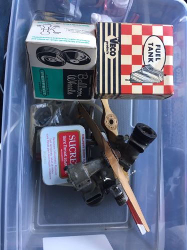 MODEL AIRPLANE ENGINE LOT TORPEDO  Wen Mac