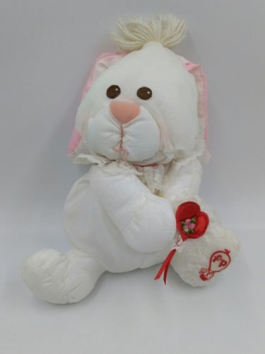Vintage 1986 FISHER-PRICE Valentine's Day Plush White BUNNY PUFFALUMP Red Heart