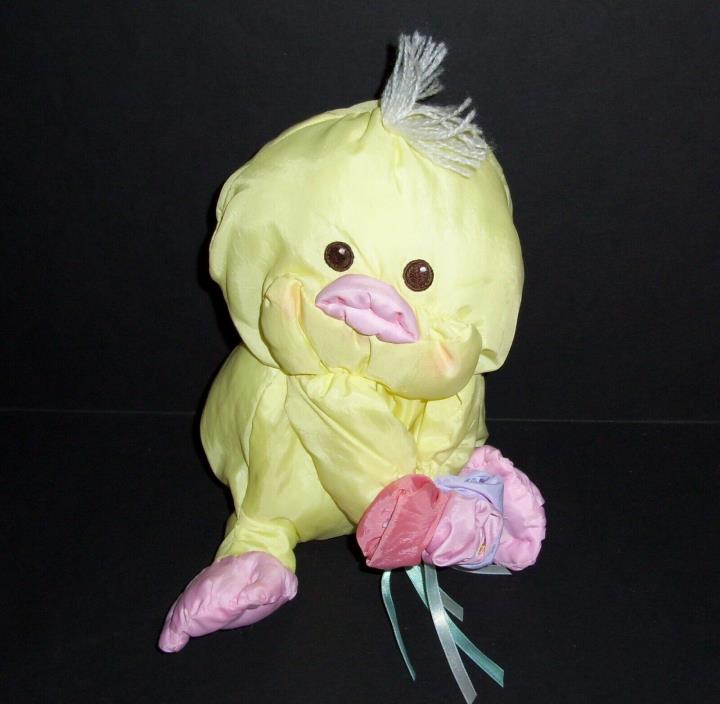 VTG 1988 Fisher Price Puffalumps Yellow Duck Plush Holding Flowers 8027 80's