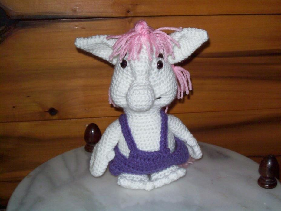 Adorable crochet 8 1/2 in white TROLL animal doll toy handmade