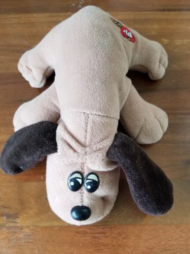 Vintage pound Puppies Puppy Brown  1985
