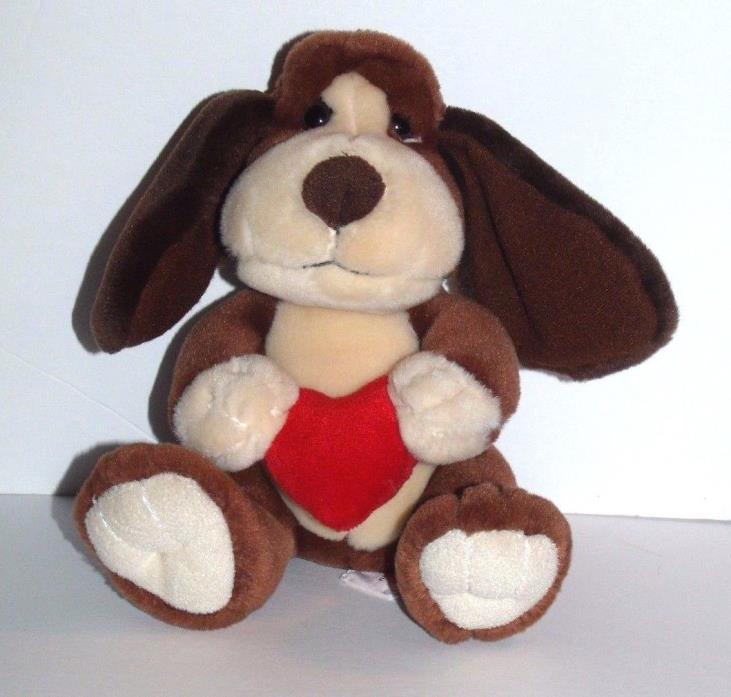 Russ Berrie Baxter Brown White Basset Hound Dog Red Heart Plush 8