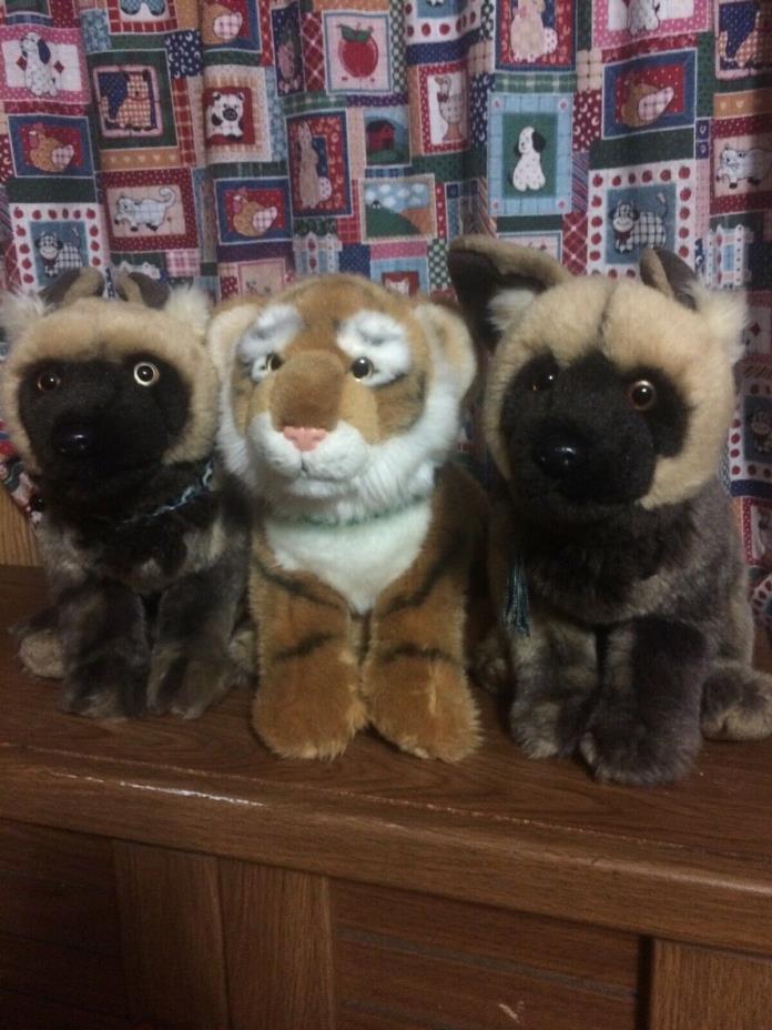Webkinz Signatures lot of 3 - African wild dogs and Bengal tiger