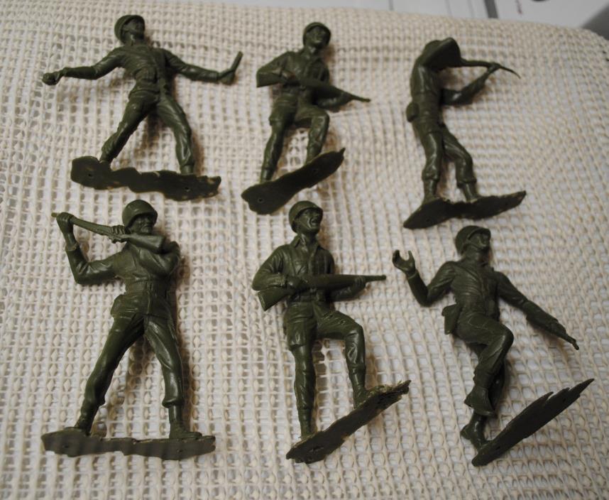 6 VINTAGE HARD PLASTIC ARMY GREEN SOLDIERS 5 - 5 1/2 INCHES TALL