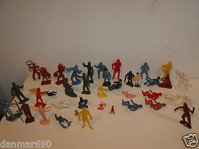 Lot of 39 figures Mixed Soldier Cowboys Indians Driver and more....