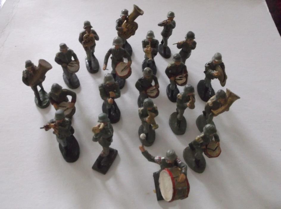 German military marching band soldiers. Elastolin + Lineol.  Made in Germany.