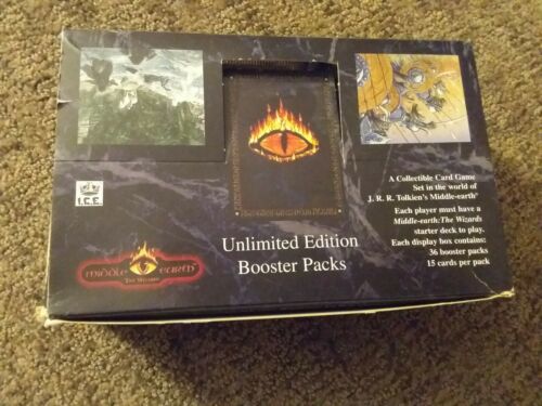 Middle Earth - The Wizards - 33 Sealed Packs of 15 cards per pack (1995)