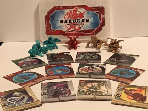 Bakugan Battle Brawlers - Lot Of 5 Brawlers + 12 Cards (4 magnetic) + Case