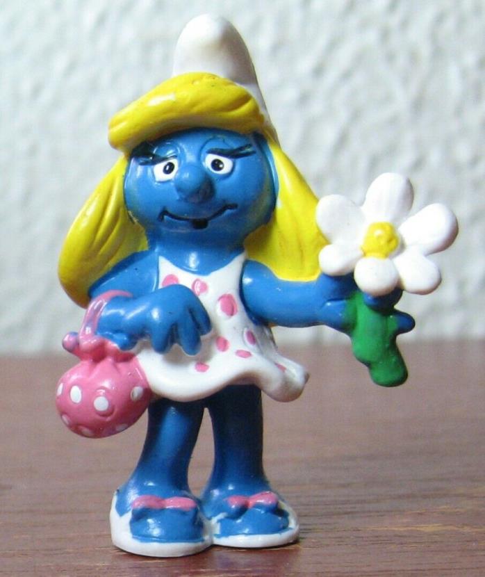 Smurfs - 20421 - Smurfette with Flower!
