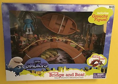 Grouchy Smurfs Bridge Boat Village set JAKKS NEW In Box! action figure 4+ Movie