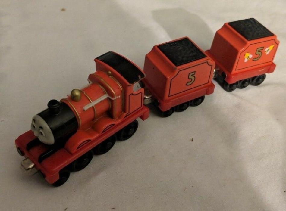 Thomas Tank Engine Diecast Train Take N Play James w/ 5 Tender + Bee Tender