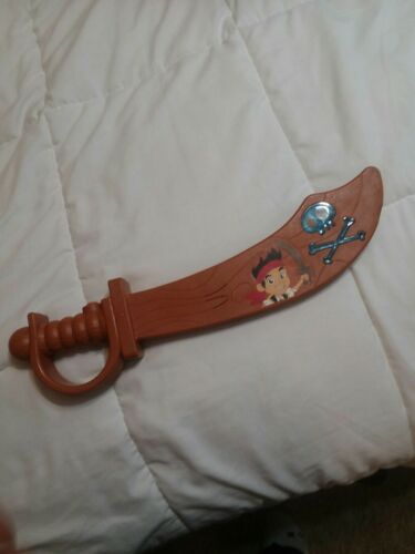 Mattel Disney Jake and the Neverland Pirates Magical Talking Sword