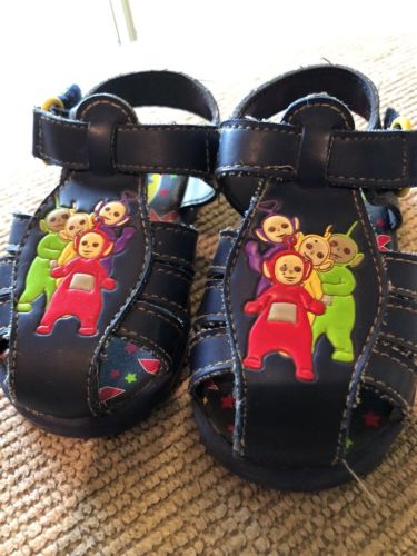 1999 Teletubbies Toddler Girls Navy Blue Sandals Shoes Size 5 EUC