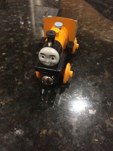 Thomas And Friends Wooden Railway - Dash The Tank Engine Train Orange