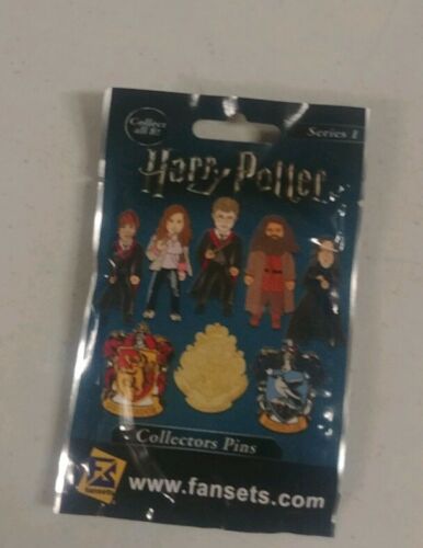 Harry Potter, Collectors pins. Series 1. 8 to collect. LOT' OF 10