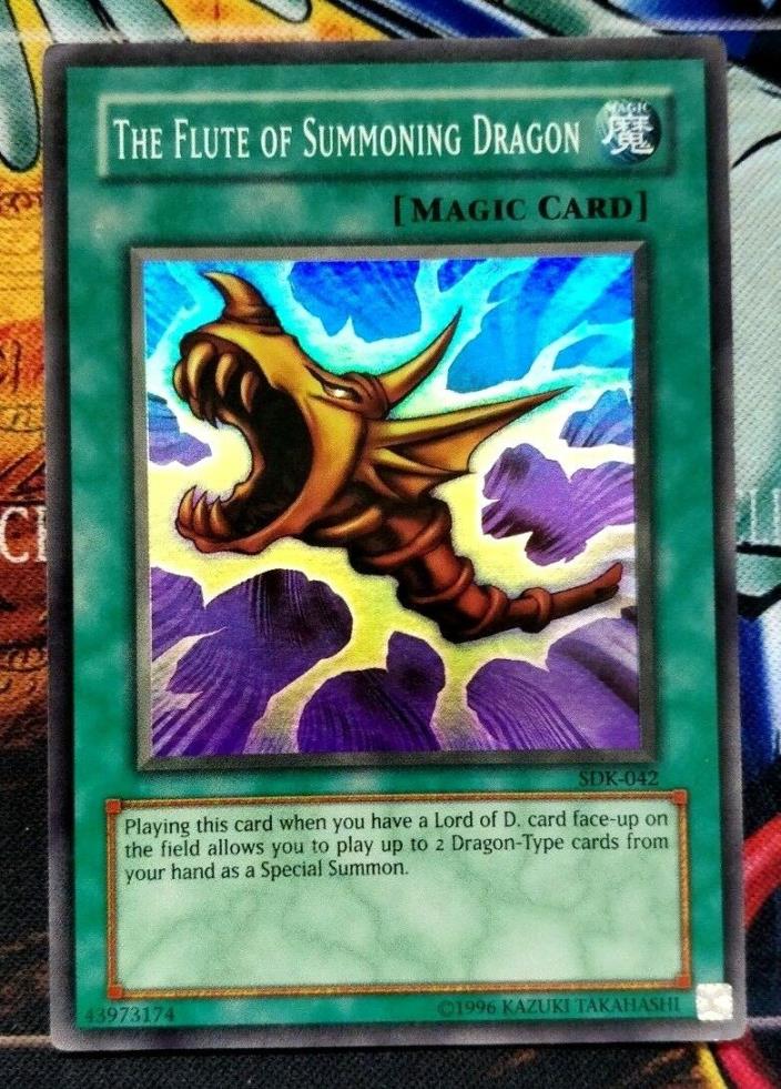 THE FLUTE OF SUMMONING DRAGON - SUPER RARE LP SDK-042 - YUGIOH