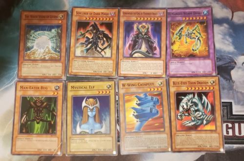 Yugioh Collection/lot 30 Cards
