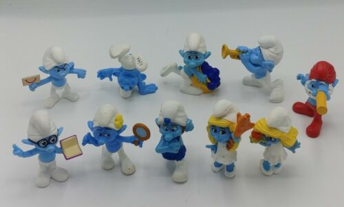 Mixed Lot of 10 Smurfs Figurines Papa Smurf, Smurfett, Vanity, Hefty, Etc.