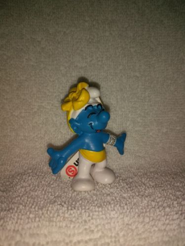 Smurfs Native American Indian Figure Vintage Toy Collectible