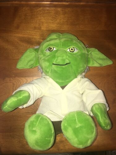 Star Wars Yoda wearing hoodie 9
