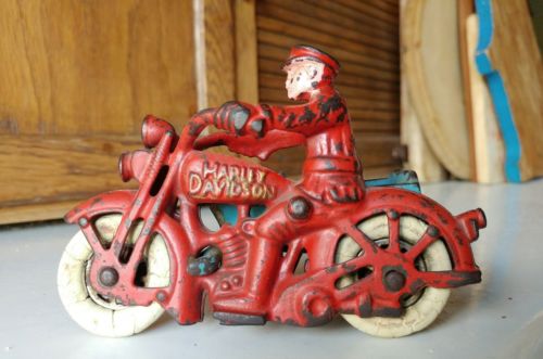 Rare vintage Hubley Harley Davidson cast iron motorcycle toy with side car