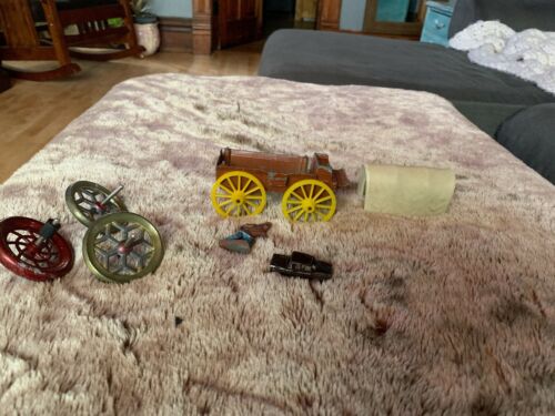 MATCHING SET OF CAST IRON TOY WHEELS FROM ANTIQUE TOY Wagon Car Lot
