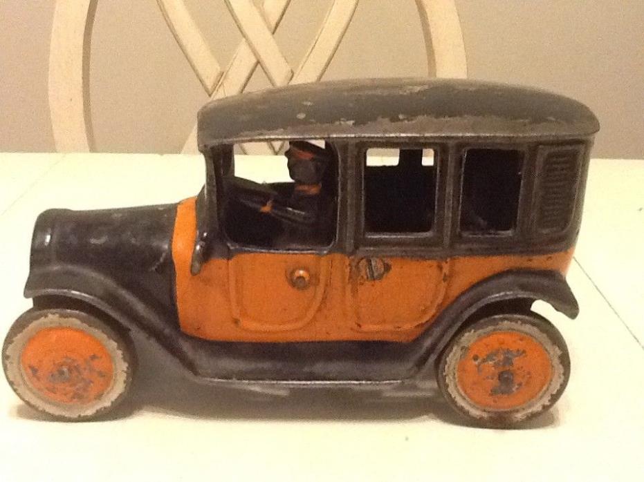 Rare 1920's Cast Iron Toy Car~ Freidag Toy Co. Taxi With Driver Original Paint