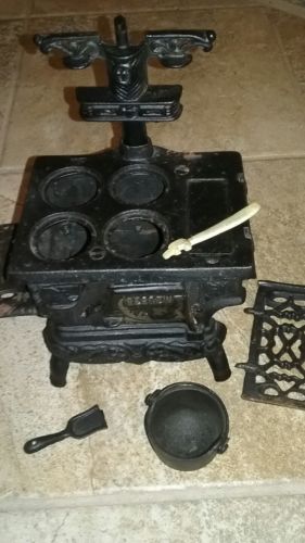 Authentic Vintage Miniature Crescent Cast Iron Child's Toy Stove, Salesmen Samp