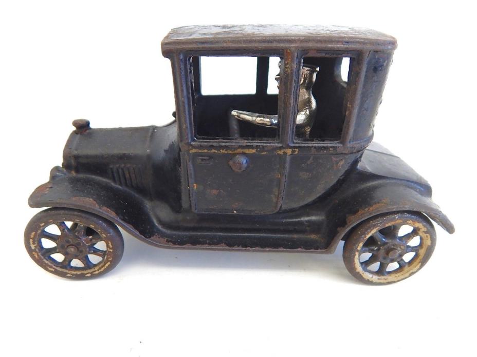 Vintage Arcade Cast Iron Ford Model T Coupe Car Toy