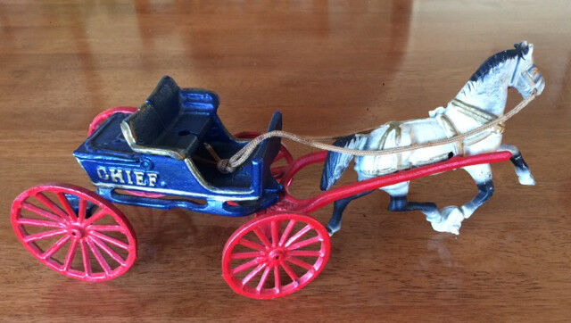 VINTAGE CAST IRON HORSE AND POLICE CHIEF CART WITH OPENING TRUNK