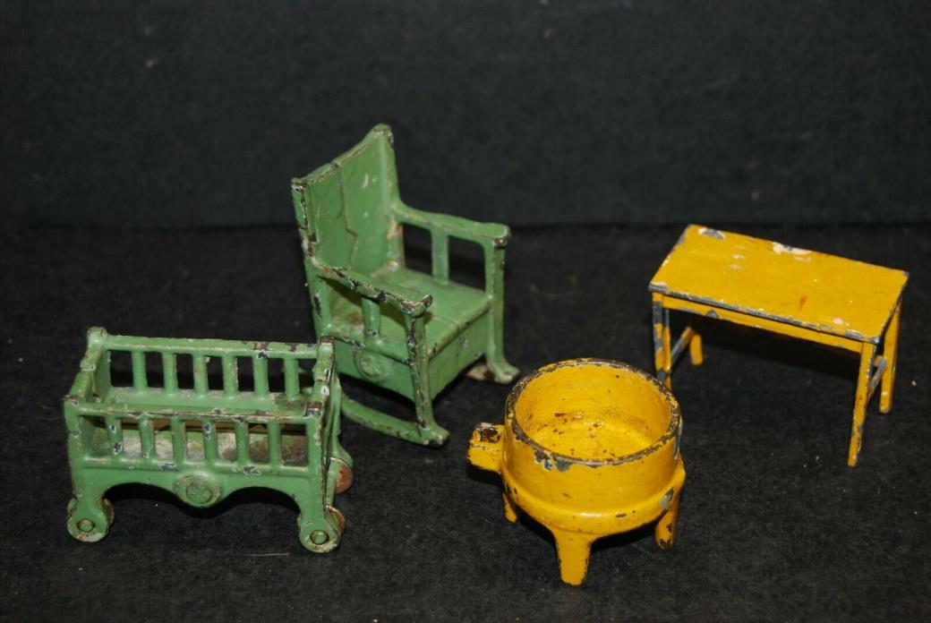 Antique Kilgore Cast Iron Dollhouse Furniture Lot Of 4 Rocking Chair