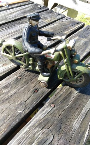 VINTAGE HARLEY DAVIDSON CAST IRON TOY MOTORCYCLE AND RIDER