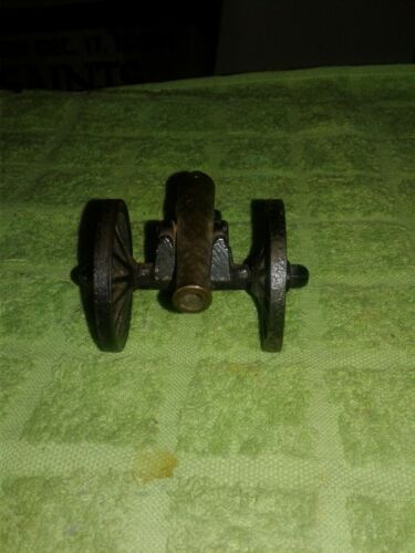VINTAGE PENNCRAFT CAST IRON & BRASS MILITARY CANNON