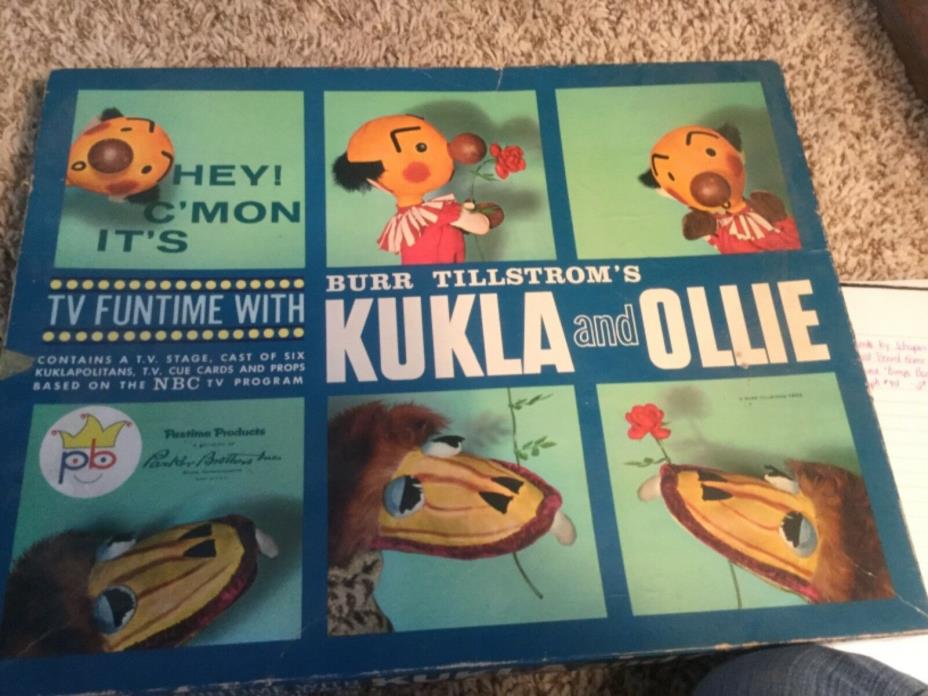 Rare Vintage Kukla & Ollie TV Funtime Theater Play Kit 1962 board puppets
