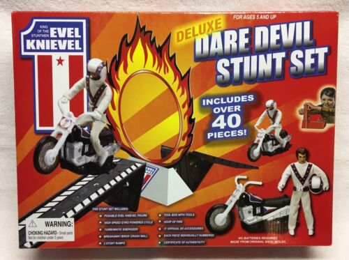 Evel Knievel - Deluxe Dare Devil Stunt Set - New Factory Sealed! with COA - 2006