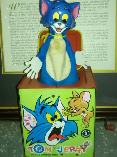 MATTEL  TOM AND JERRY  MUSICAL JACK IN THE BOX   1965  MGM CARTOON