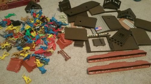 VINTAGE TIM MEE TOY FORT WEST PLAY SET NOT COMPLETE many extras