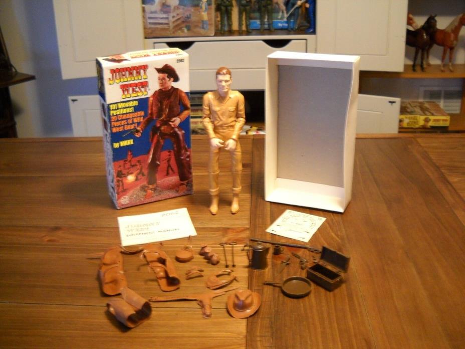 VINTAGE MARX CAMPFIRE JOHNNY WEST FACTORY BLOOPER ACCESSORIES BOX MANUALS 1960S