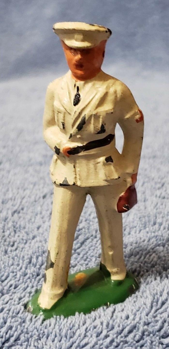 Vintage BARCLAY B-081 Navy Doctor Dimestore Lead Cast Toy Soldier Manoil B81 745