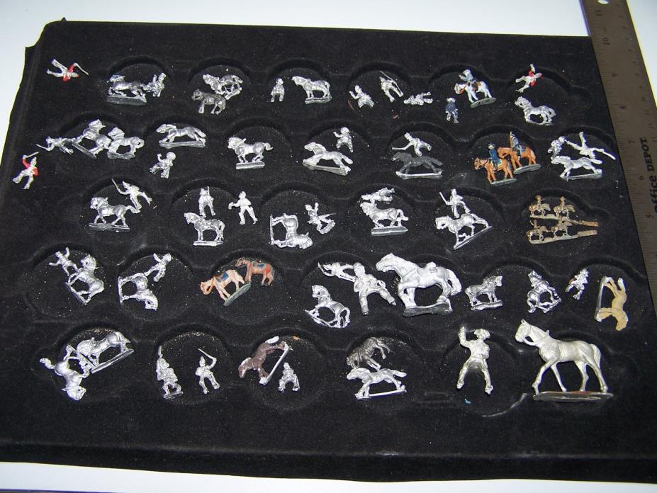 LARGE ASSORTMENT OF LEAD AND PEWTER TOY HORSES  AND RIDERS, VINTAGE !!!! NICE !!
